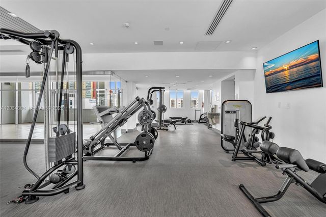 300 Sunny Isles Blvd 4-502, Sunny Isles Beach, FL 33160