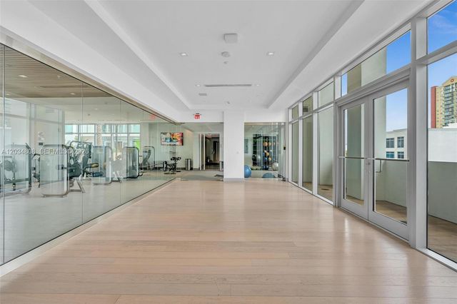 300 Sunny Isles Blvd 4-502, Sunny Isles Beach, FL 33160