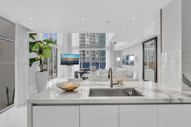 300 Sunny Isles Blvd 4-502, Sunny Isles Beach, FL 33160