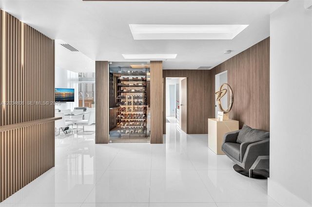 300 Sunny Isles Blvd 4-502, Sunny Isles Beach, FL 33160