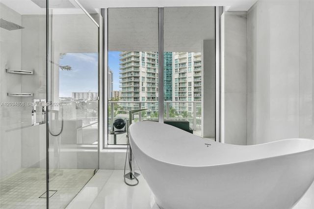 300 Sunny Isles Blvd 4-502, Sunny Isles Beach, FL 33160