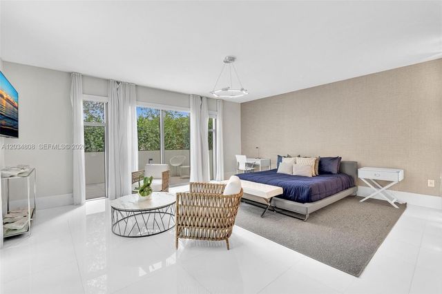 300 Sunny Isles Blvd 4-502, Sunny Isles Beach, FL 33160