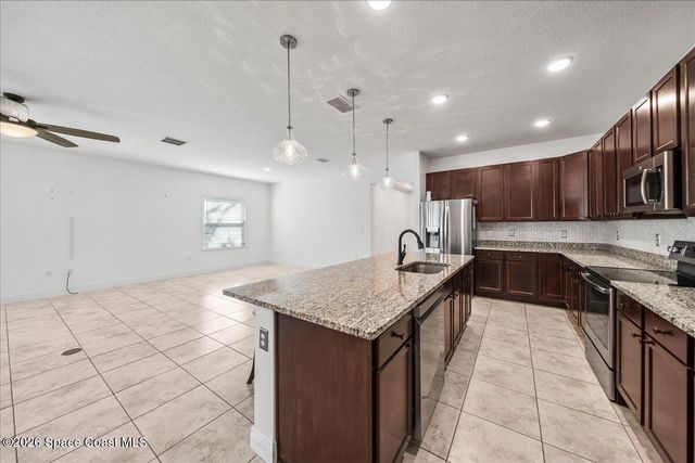 2407 Fallon Boulevard NE, Palm Bay, FL 32907