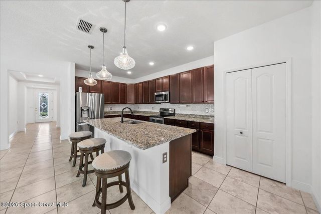 2407 Fallon Boulevard NE, Palm Bay, FL 32907