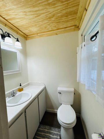 213 Hilltop Drive, Perry, GA 31069