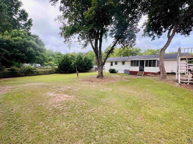 213 Hilltop Drive, Perry, GA 31069
