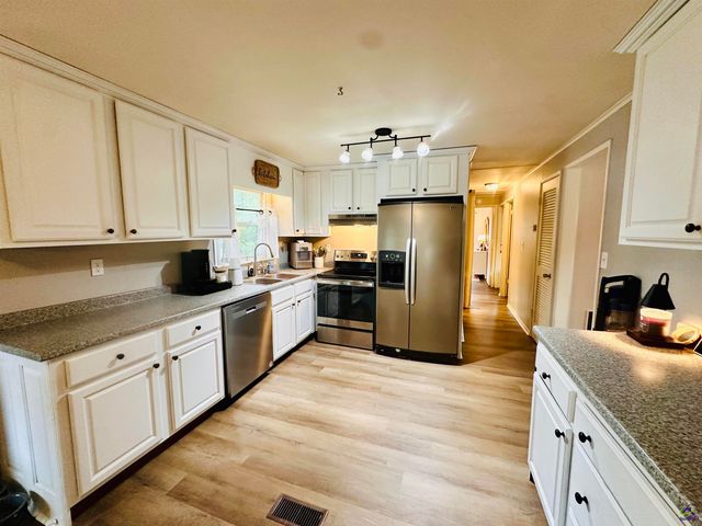 213 Hilltop Drive, Perry, GA 31069