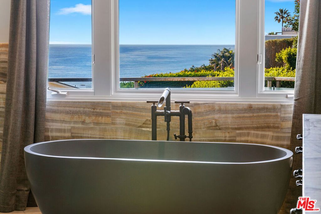 Image 24 of property listing at 31558 Victoria Point Road, Malibu, CA 90265