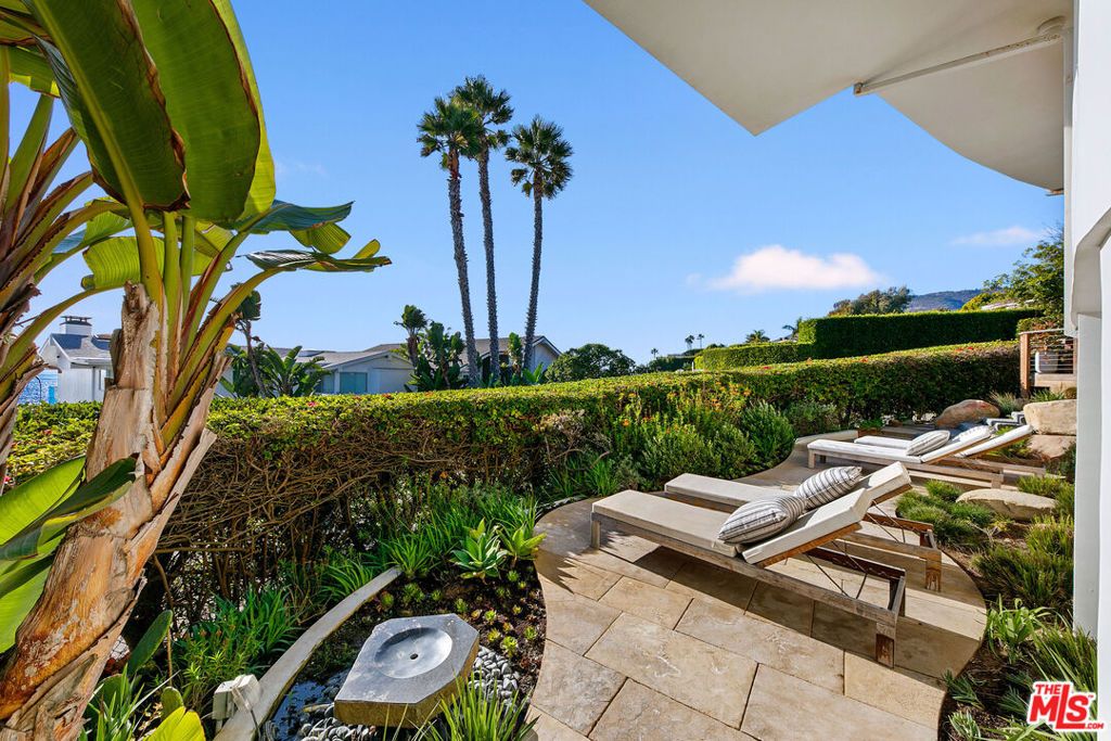 Image 36 of property listing at 31558 Victoria Point Road, Malibu, CA 90265