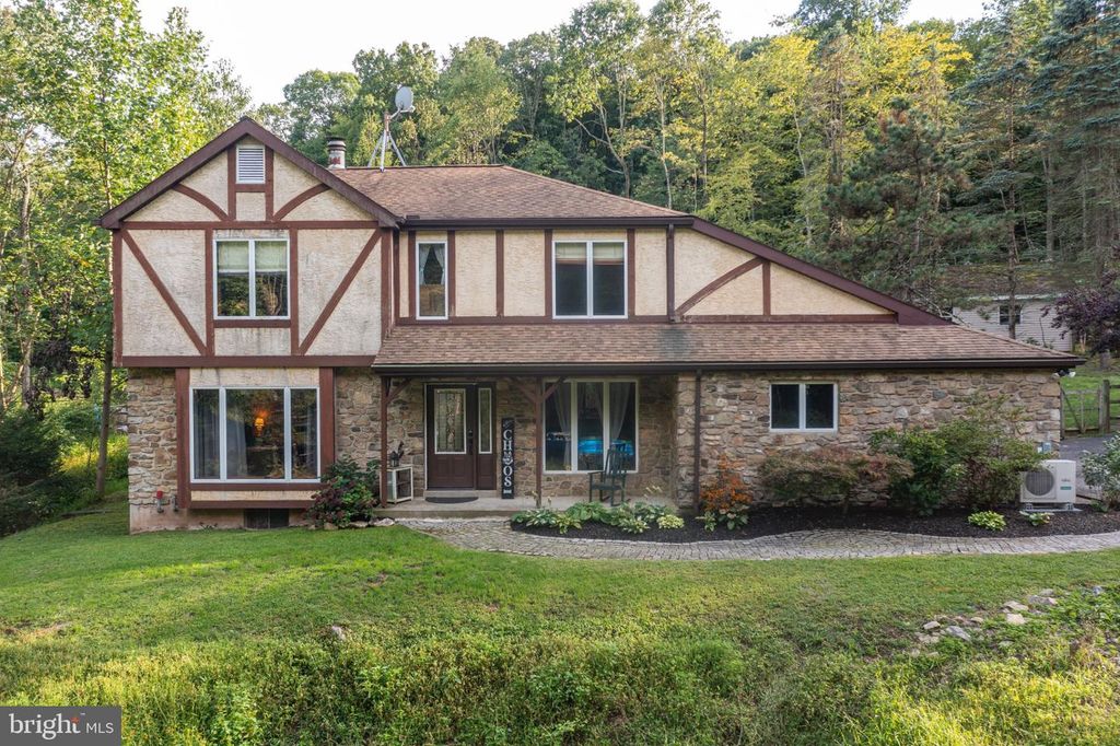 214 GROUSE HILL RD, BARTO, PA 19504 — exterior