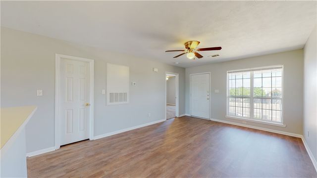 1507 Hollowhill Drive D, Bryan, TX 77802