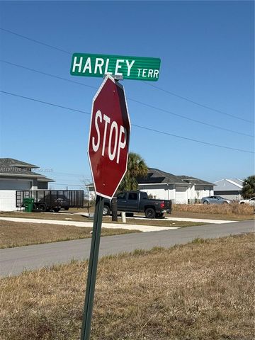 134 HARLEY TER, La Belle, FL 33935