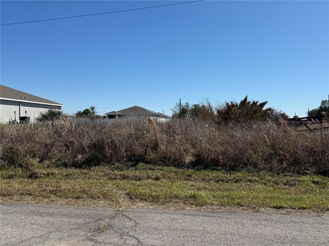 134 HARLEY TER, La Belle, FL 33935