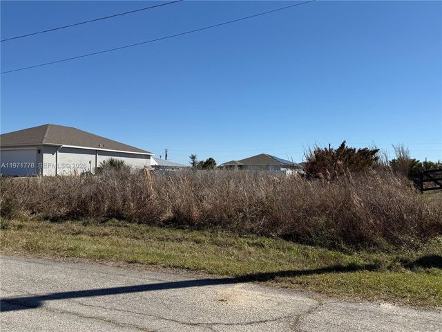 134 HARLEY TER, La Belle, FL 33935