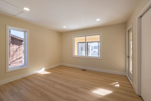 3437 Summerhill Drive, Woodridge, IL 60517