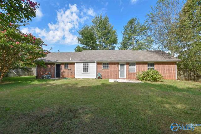 109 Covecrest Drive, Toney, AL 35773