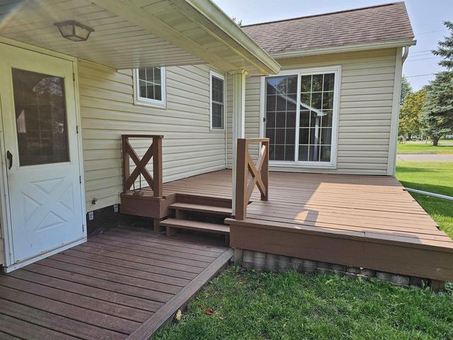 405 E PINE STREET, Medford, WI 54451