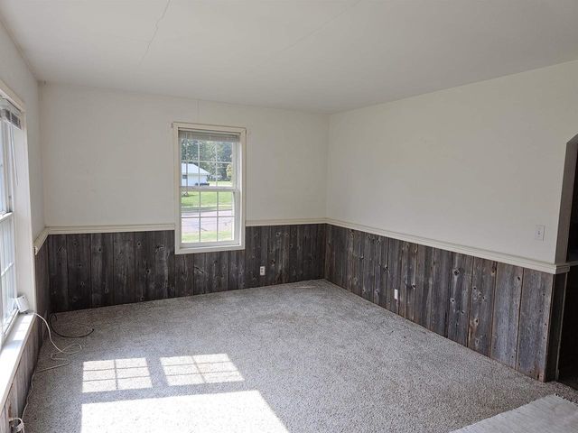 405 E PINE STREET, Medford, WI 54451