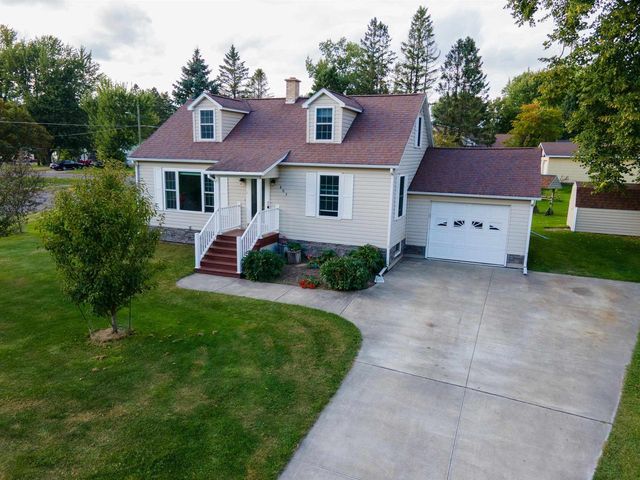 405 E PINE STREET, Medford, WI 54451