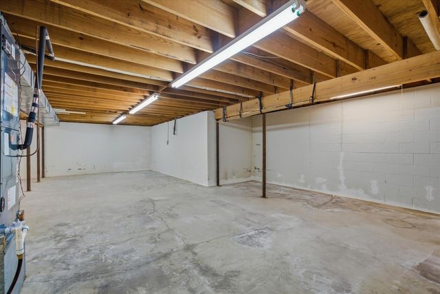 807 Vz County Road 1928, Edgewood, TX 75117