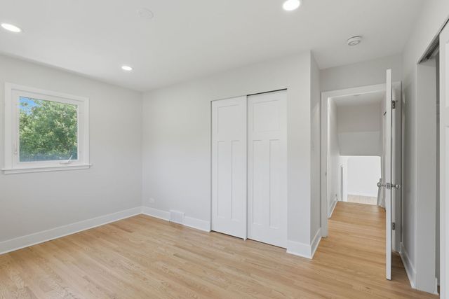 1225 Central Avenue, Deerfield, IL 60015