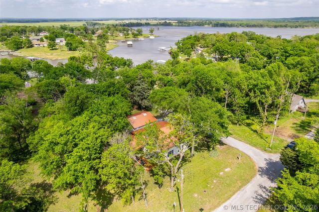 6515 N 4402 Road, Adair, OK 74330