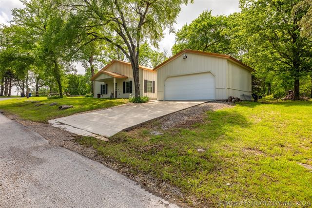 6515 N 4402 Road, Adair, OK 74330