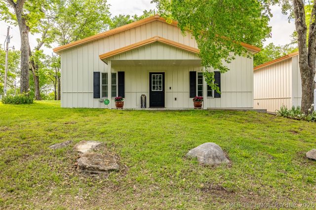 6515 N 4402 Road, Adair, OK 74330