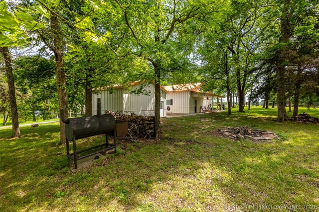 6515 N 4402 Road, Adair, OK 74330