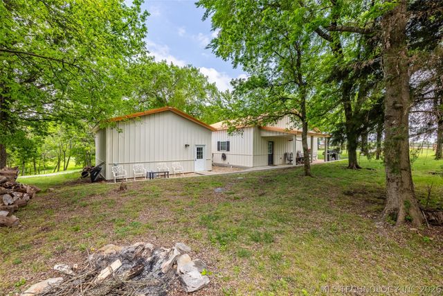 6515 N 4402 Road, Adair, OK 74330