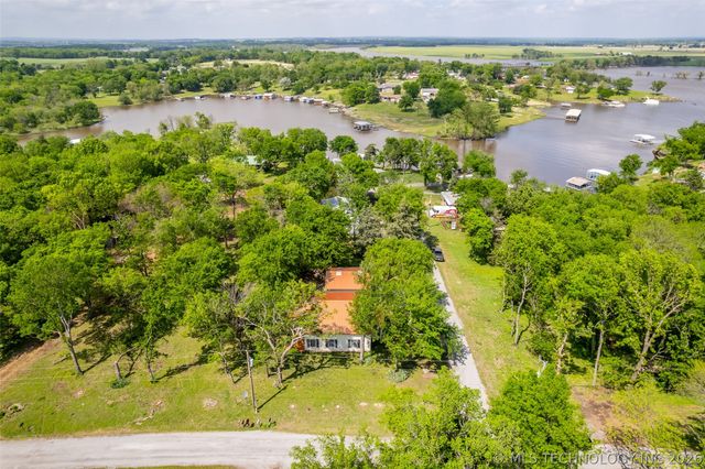 6515 N 4402 Road, Adair, OK 74330