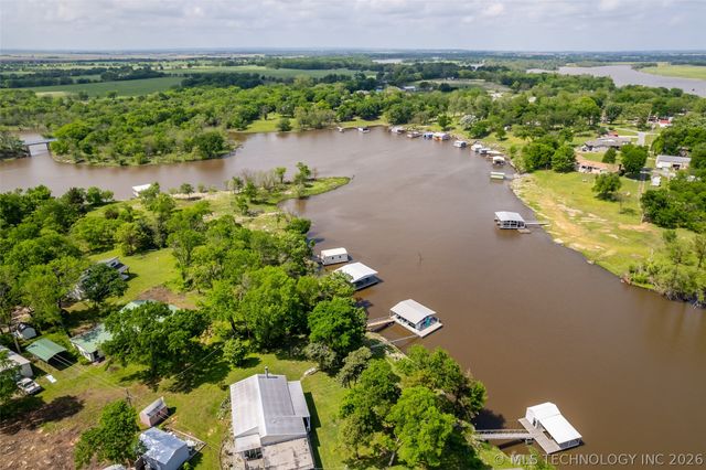 6515 N 4402 Road, Adair, OK 74330