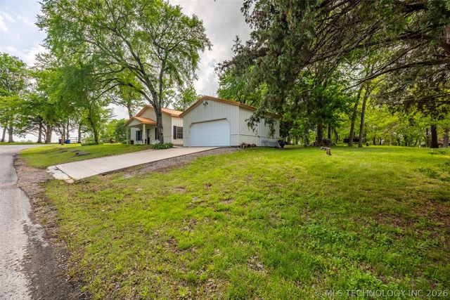 6515 N 4402 Road, Adair, OK 74330