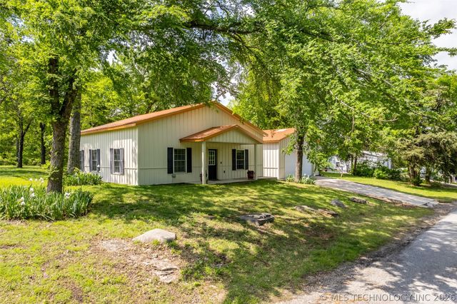 6515 N 4402 Road, Adair, OK 74330