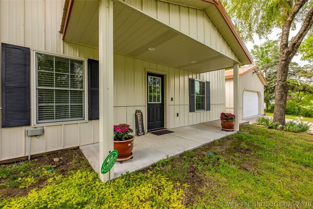 6515 N 4402 Road, Adair, OK 74330