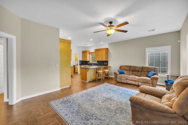 6515 N 4402 Road, Adair, OK 74330