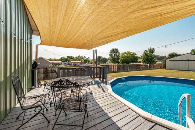 1008 Spire Way Dr, Castalian Springs, TN 37031
