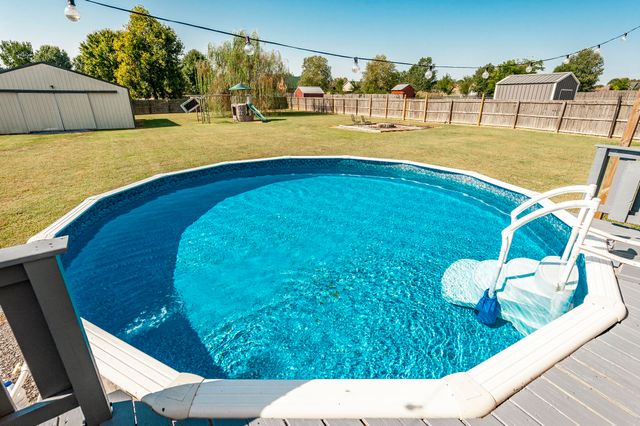 1008 Spire Way Dr, Castalian Springs, TN 37031