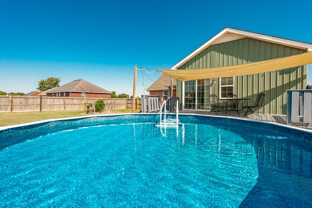 1008 Spire Way Dr, Castalian Springs, TN 37031