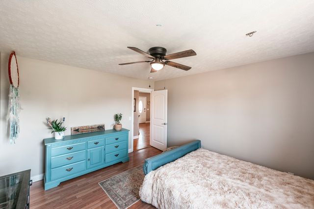 1008 Spire Way Dr, Castalian Springs, TN 37031