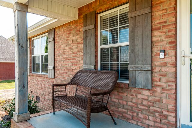 1008 Spire Way Dr, Castalian Springs, TN 37031
