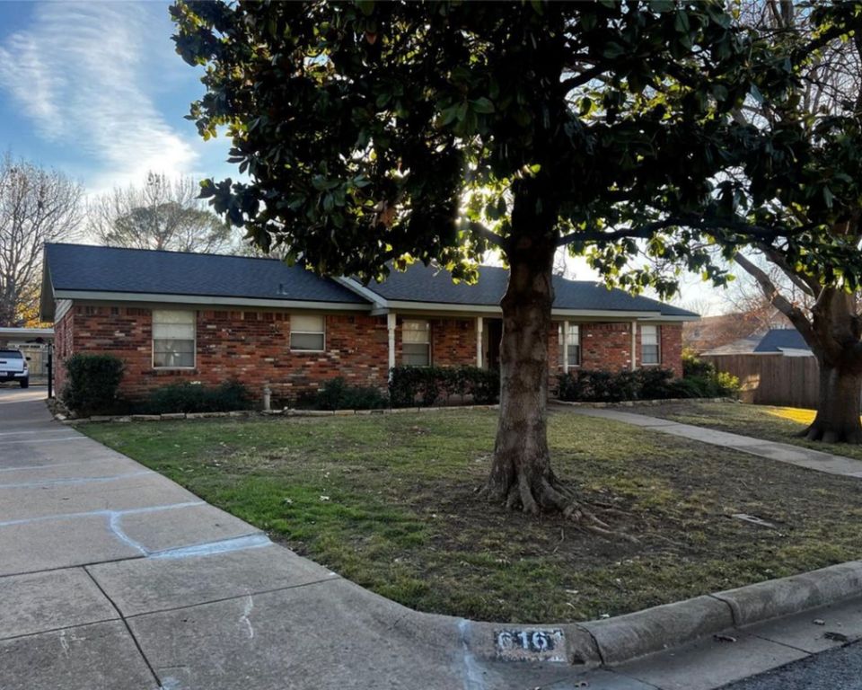 6161 Walla Avenue, Fort Worth, TX 76133 — photo 2