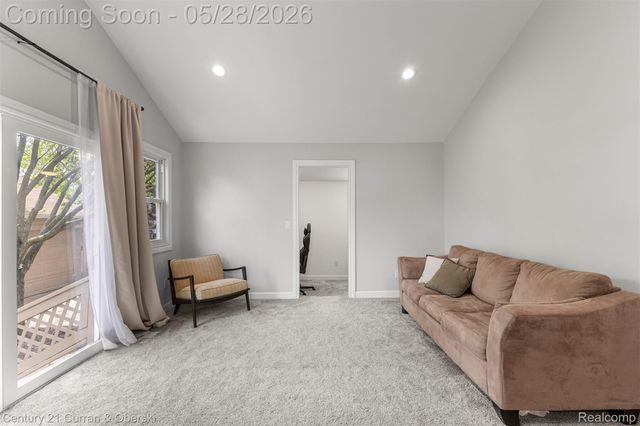 135 Draper Avenue, Waterford Charter Township, MI 48328
