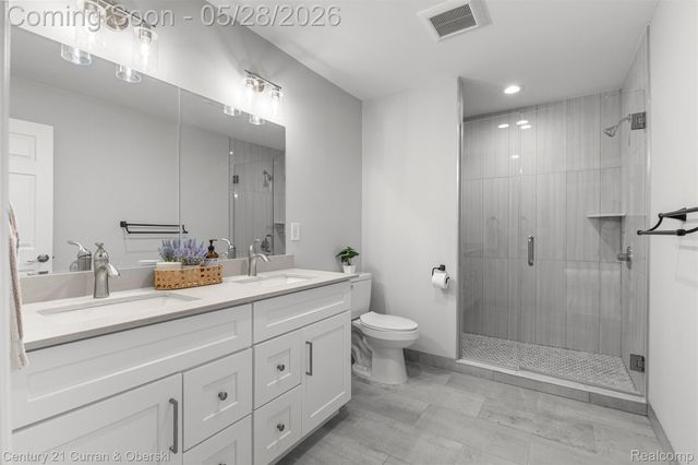 135 Draper Avenue, Waterford Charter Township, MI 48328