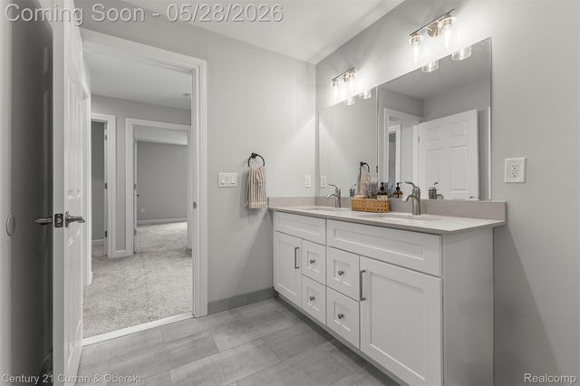 135 Draper Avenue, Waterford Charter Township, MI 48328