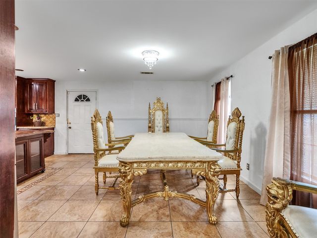 7923 Glenview Drive, Houston, TX 77061