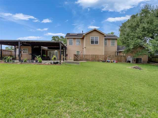7923 Glenview Drive, Houston, TX 77061