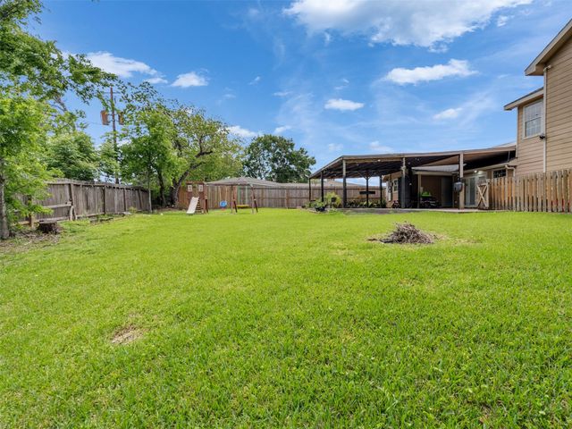 7923 Glenview Drive, Houston, TX 77061