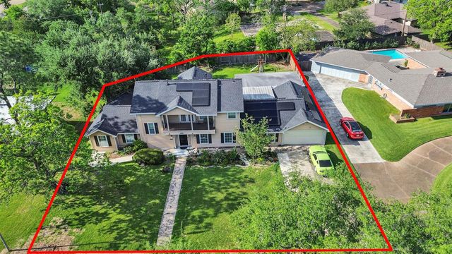 7923 Glenview Drive, Houston, TX 77061