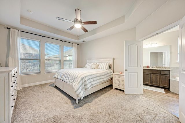 198 Rough Leaf DR, Buda, TX 78610